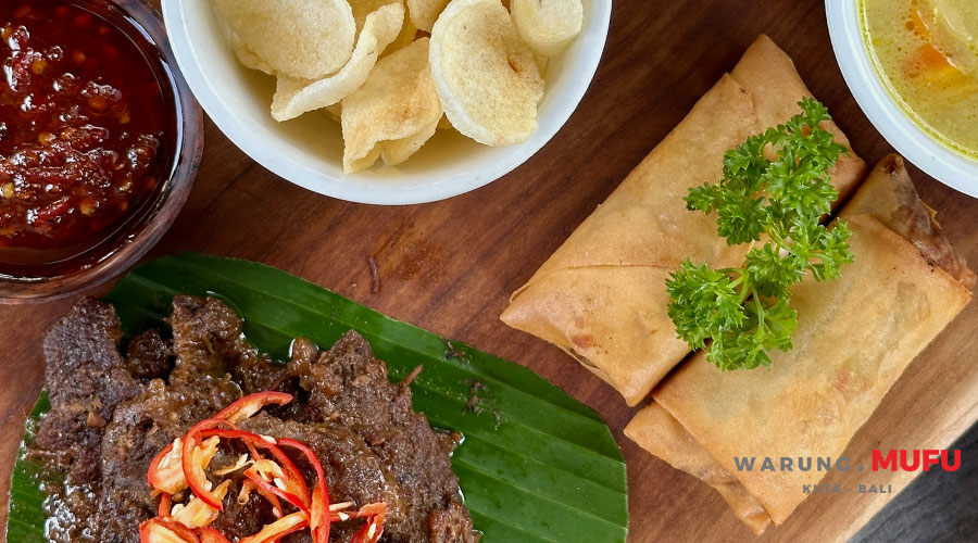 Balinese Restaurant Dining in Kuta