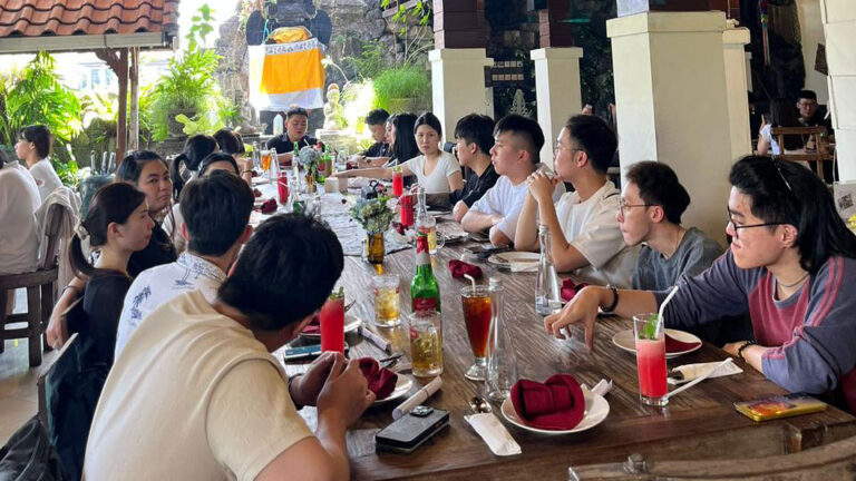 Best Indonesian Food Restaurant in Kuta