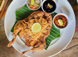 Try the Best Rendang in Tuban at Warung Mufu