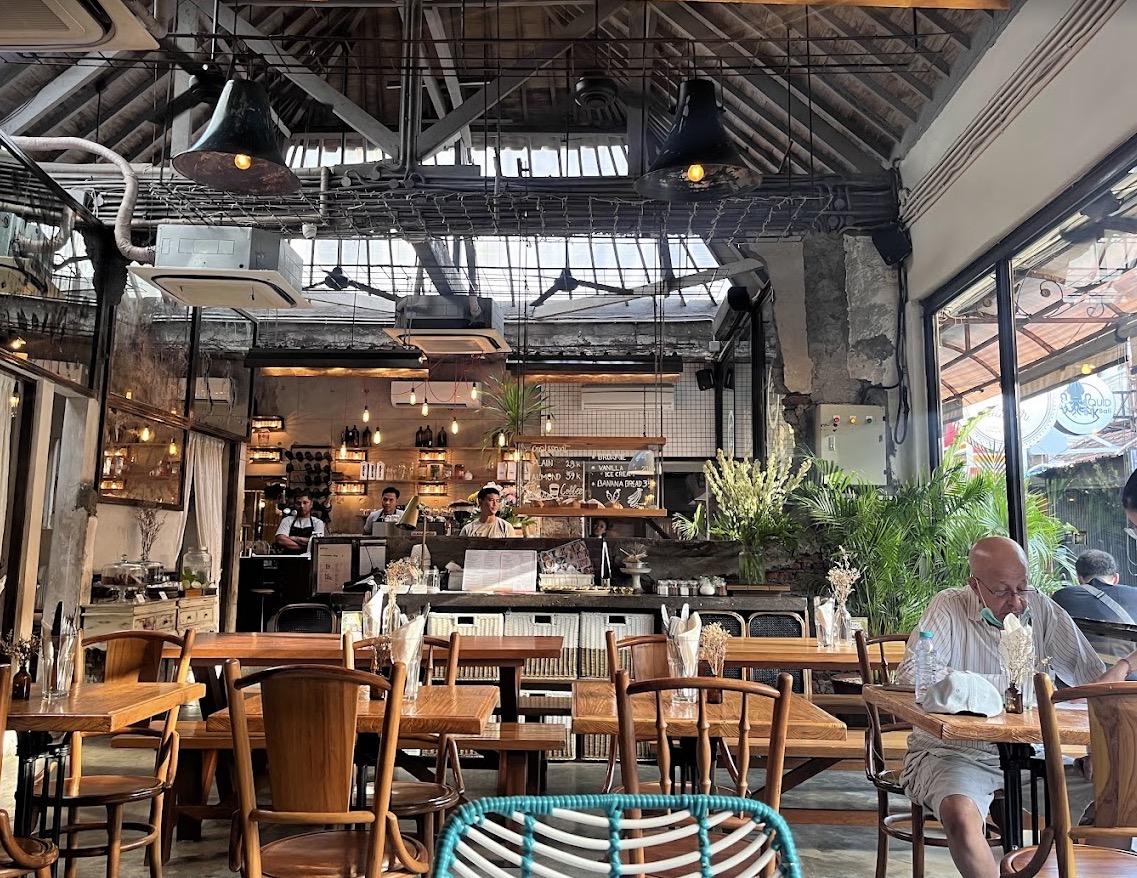10 Best Restaurants in Kuta to Visit
