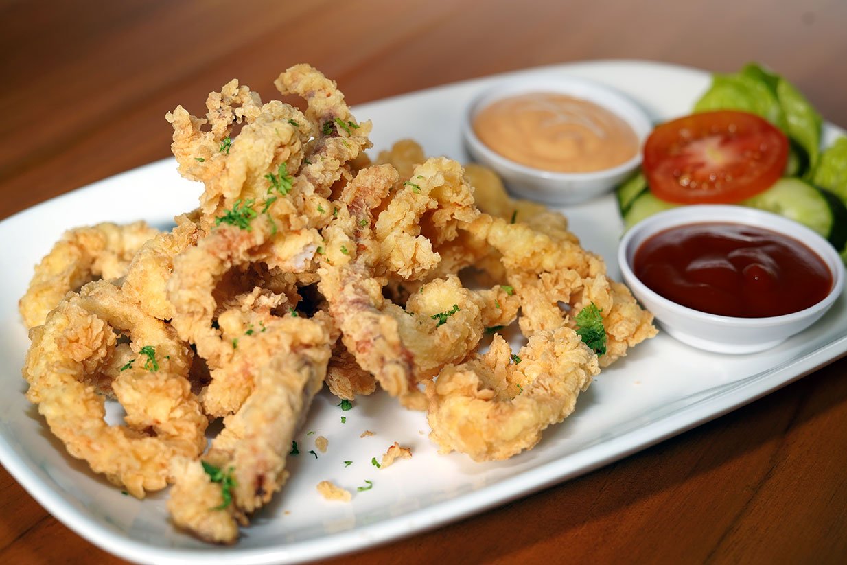 Family seafood restaurant in Kuta with Balinese dishes