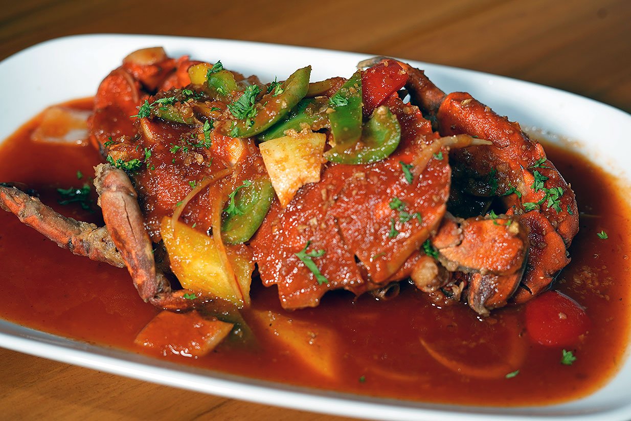 Fresh live seafood near Kuta Airport at Warung Mufu