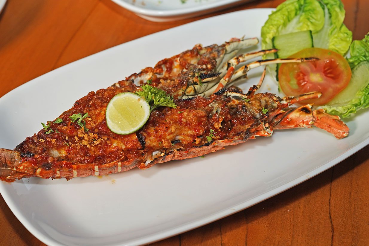Live lobster and fresh seafood selection in Kuta