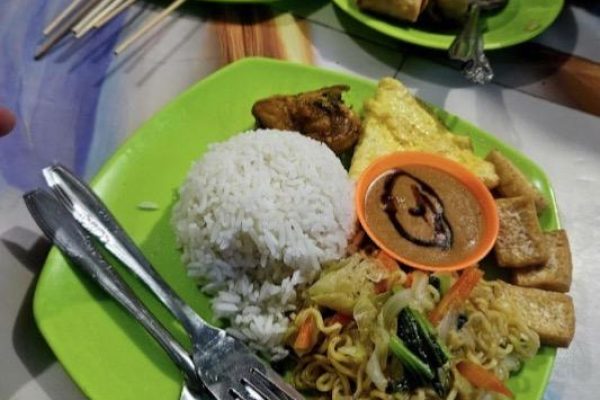 Warung Dewa